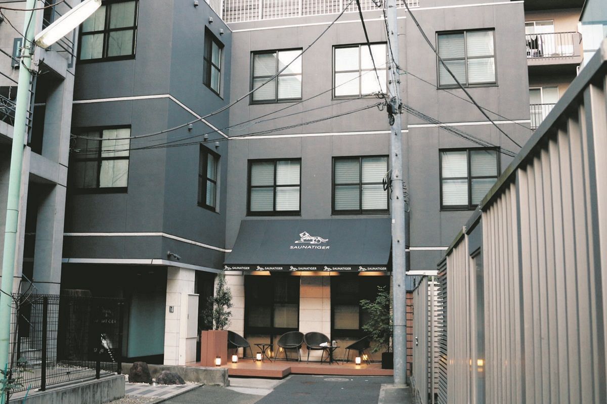 赤坂サウナ火災「押し戸に変更する提案を受けていた」運営会社社長が任意聴取に認める 変更は結局されず:東京新聞デジタル