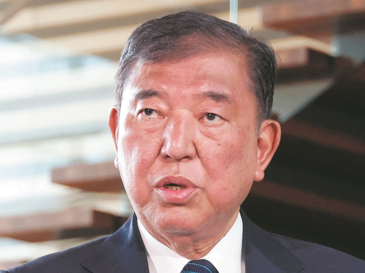 鶴 保 庸介