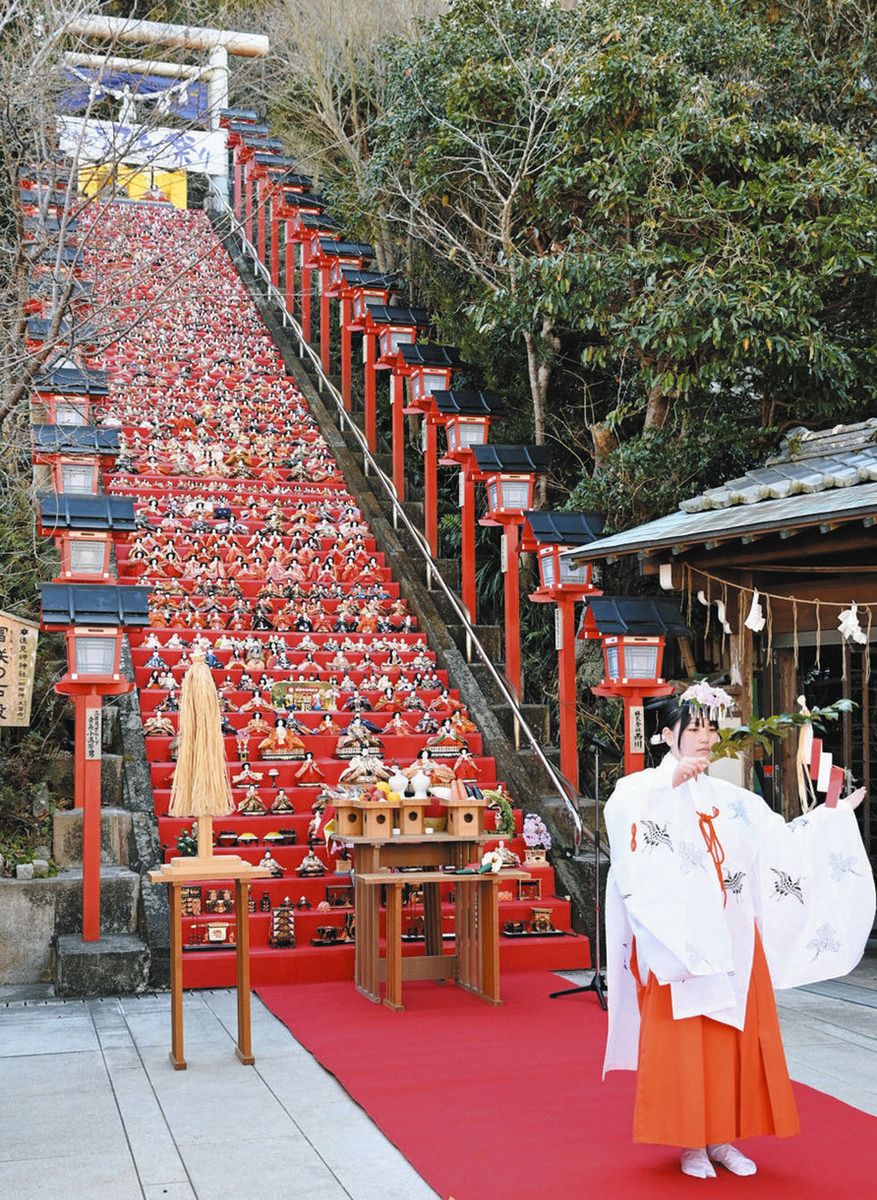 5000体のひな壇 復活 きょうから 勝浦「ビッグひな祭り」 中学生