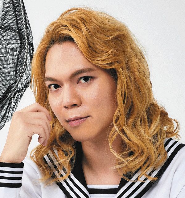 私が見た深堀隆介展「金魚鉢、地球鉢。」（下）上から見る魚の物語