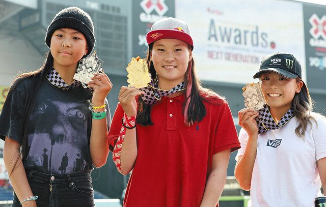 四十住さくら、母の誕生日に初優勝 スケボ女子パークは日本勢が 四十住さくら、母の誕生日に初優勝 スケボ女子パークは日本勢が
