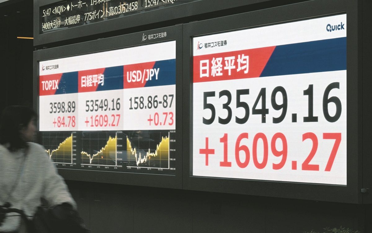 日経平均株価、5万3000円台で史上最高値更新 「高市トレード」加速の一方、円安と長期金利上昇も進み：東京新聞デジタル
