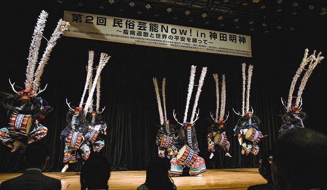 昨年１１月、東京・神田明神で披露された「東京鹿踊」　（ｃ）２０２０吉田弦彦
