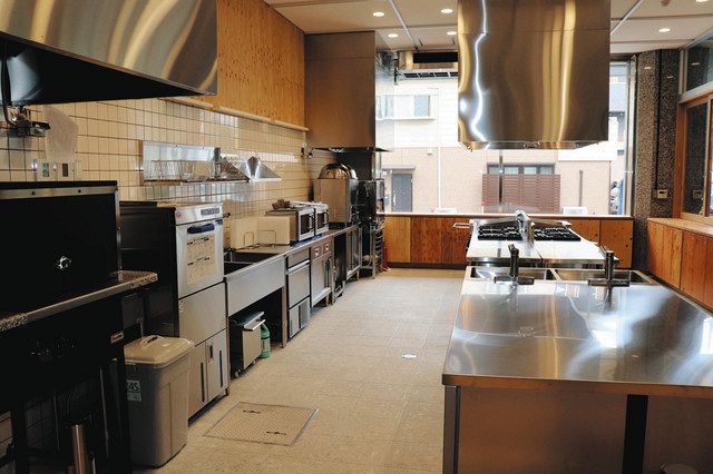 施設内で最も広いイベント向けのシェアキッチン 