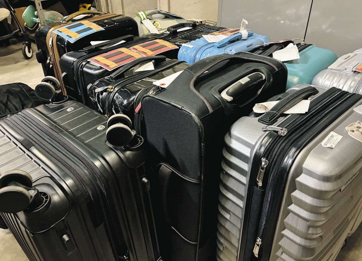 旅行客が置き捨て? スーツケース放置に空港や宿泊施設は困惑…マナー啓発や再利用の動きは広がったけれど:東京新聞デジタル