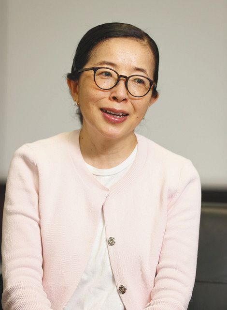 選書10年 独自の視点 月に3冊 読んでみる エッセイスト 酒井順子さん 54 東京新聞 Tokyo Web
