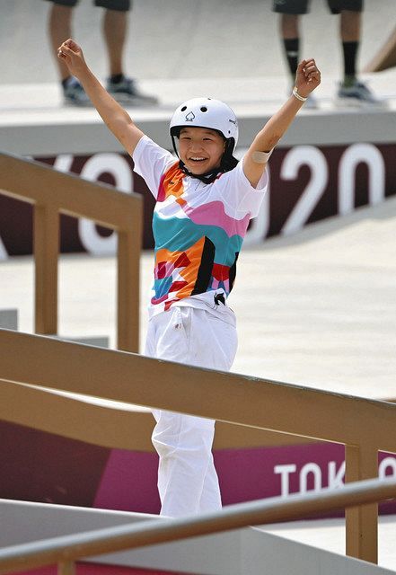 13歳金メダルの西矢椛はお笑い好き 試合中 銅 中山楓奈と談笑していたことは スケートボード女子ストリート 東京新聞 Tokyo Web