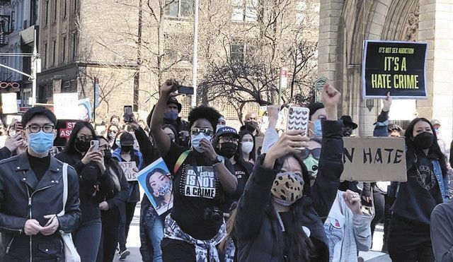 動画あり 黒人からも アジア人の命も大切だ 米nyでヘイトクライム抗議集会 東京新聞 Tokyo Web 動画あり 黒人からも アジア人の命も大切だ 米nyでヘイトクライム抗議集会 東京新聞 Tokyo Web