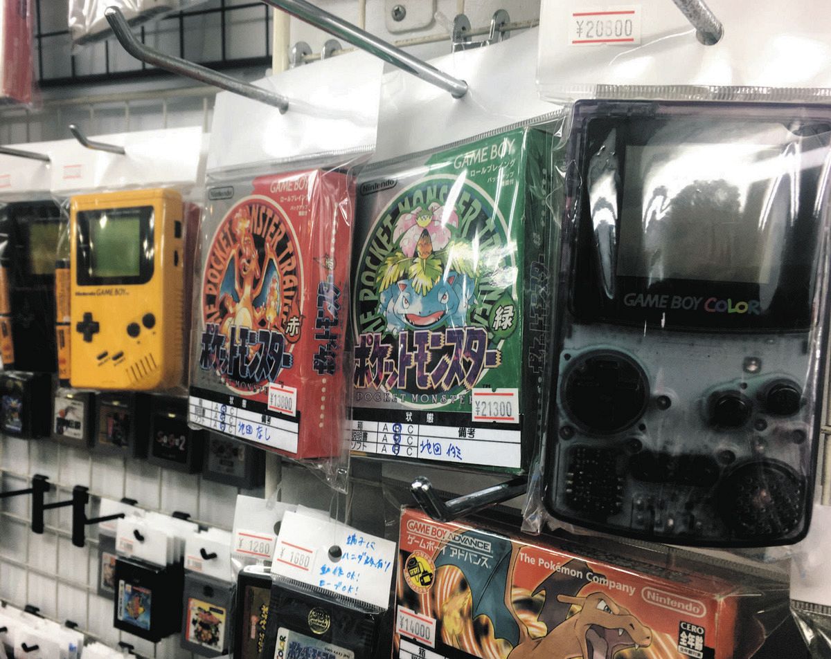 ポケモンもマリオも…レトロゲーム価格「爆上がり」 秋葉原の店舗は外国