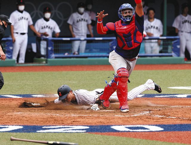 巨人・坂本勇人が決めた 侍ジャパン逆転サヨナラ発進＜野球＞：東京新聞 TOKYO Web