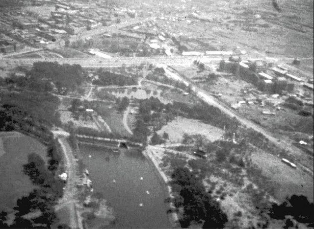 旧満州への旅では、満州航空の機上からの空撮も。１９３４年撮影