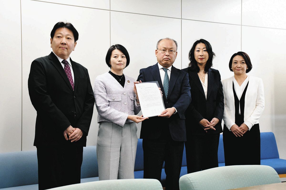 東京都「パートナーシップ制度」に1,290組が申請！その選ばれる