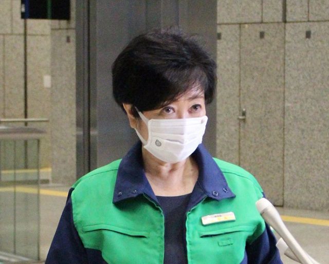 小池百合子知事