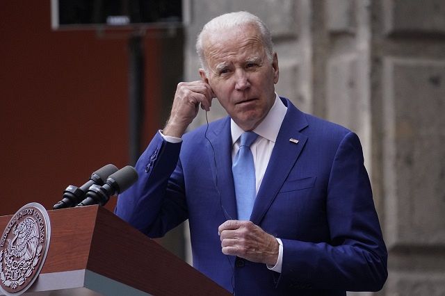 バイデン大統領、個人事務所の機密文書問題に「驚いた」 中間
