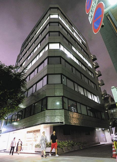 サービスデザイン推進協議会が入る建物＝２日夜、東京都中央区で