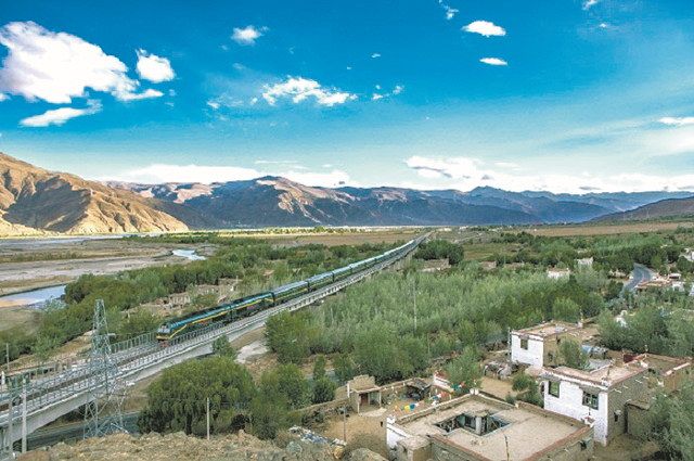 チベット自治区のラサとシガツェをつなぐ鉄道＝中国の鉄道設計企業のホームページから