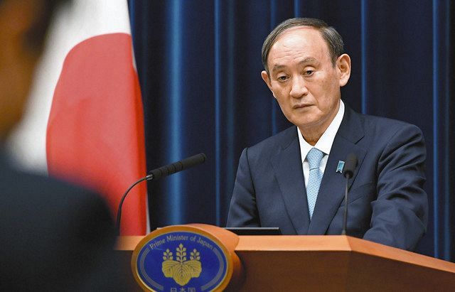 東京、大阪など１９都道府県の緊急事態宣言の延長を決定し、記者会見する菅首相