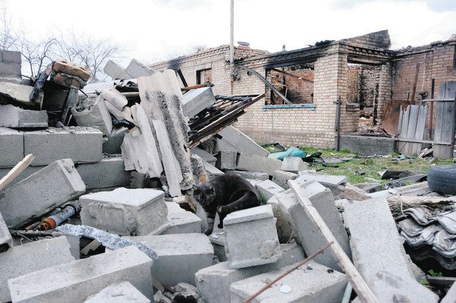 破壊された一般住宅＝４月１２日、ウクライナの都市ブチャで（志葉玲さん撮影・提供）