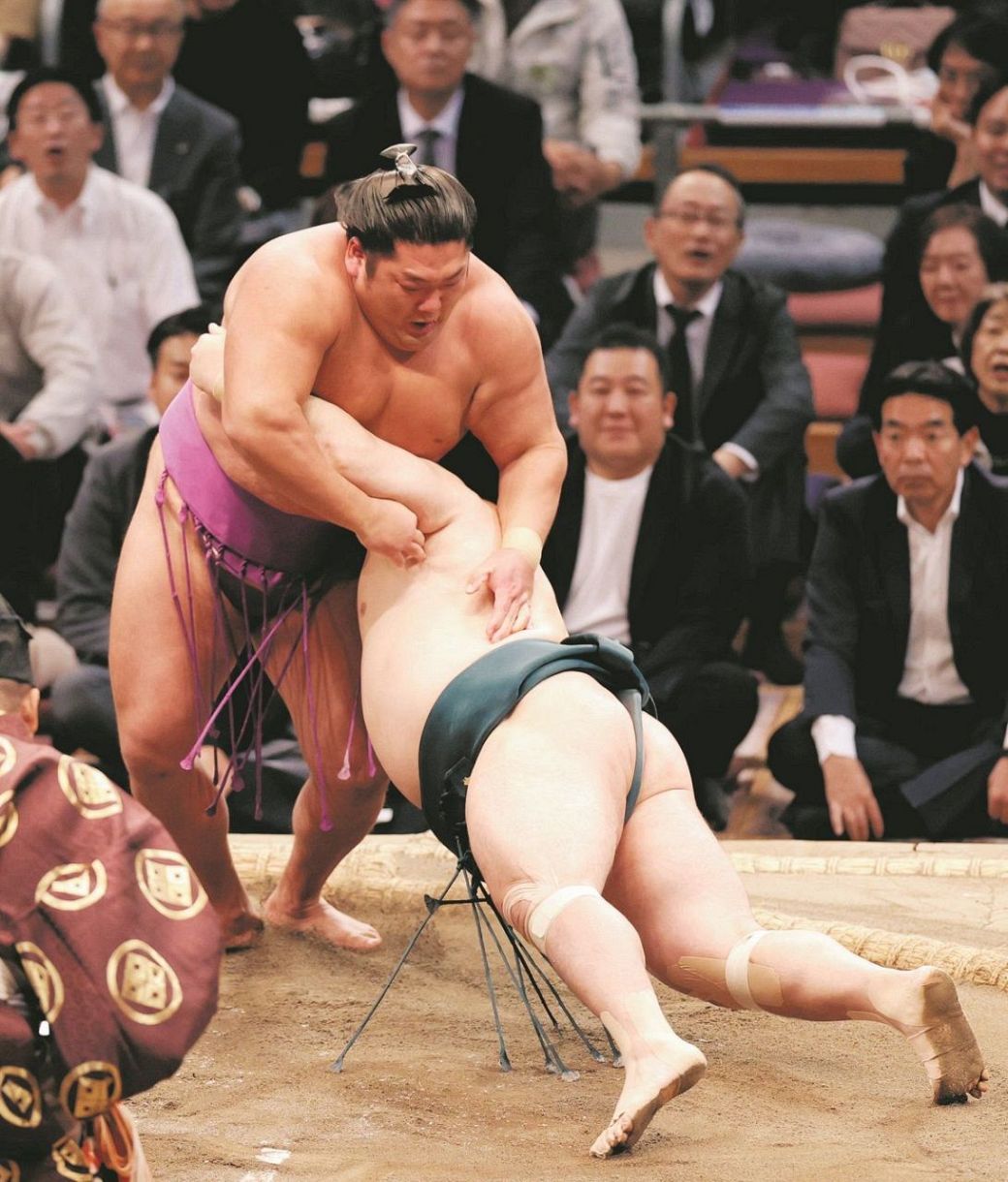 尊富士を支える「こういうときもある」精神 少し肝を冷やした一番でも