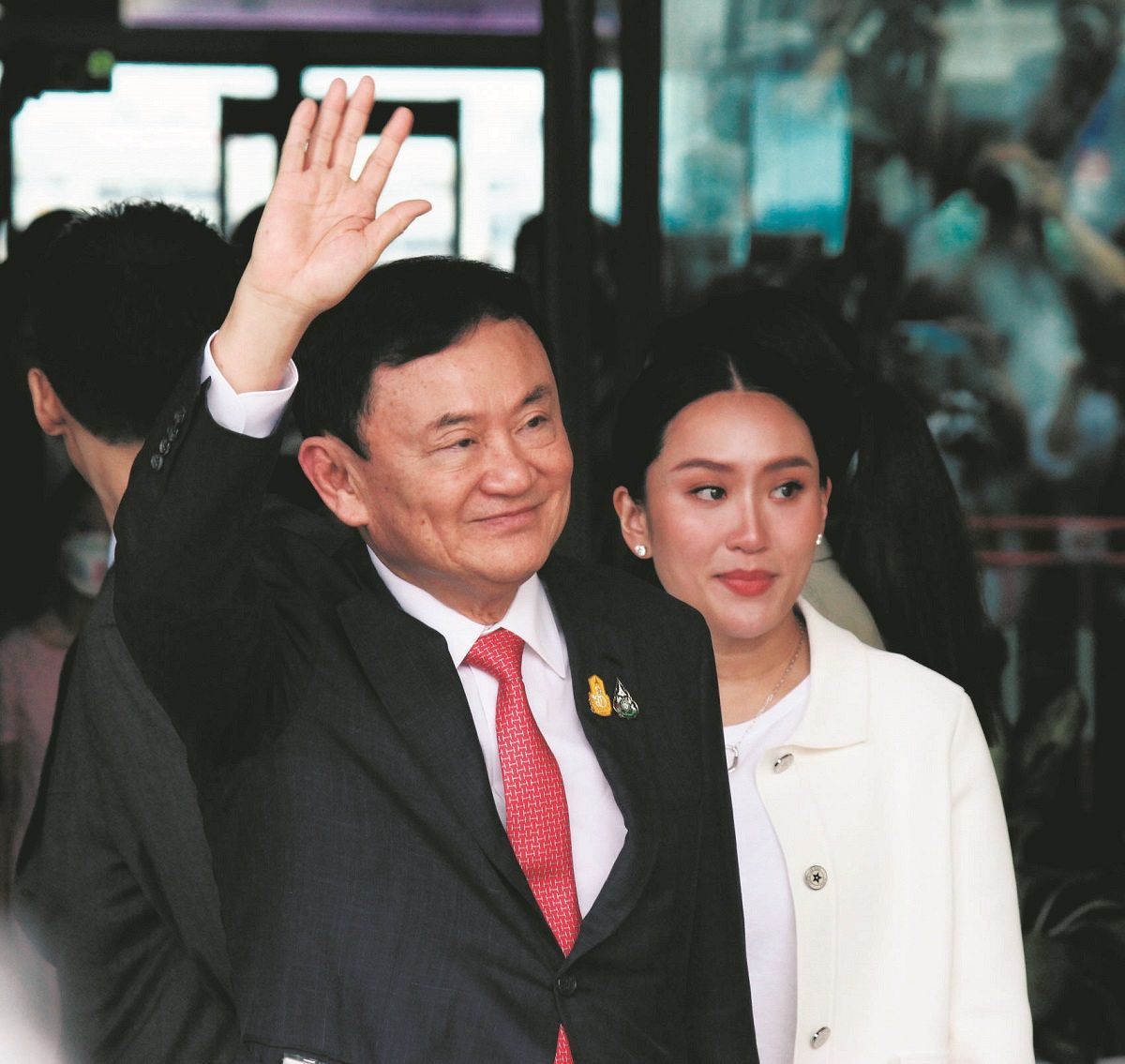 タイ新首相にタクシン派のセター氏を選出 帰国したタクシン氏は刑務所内の医療棟に収容：東京新聞デジタル