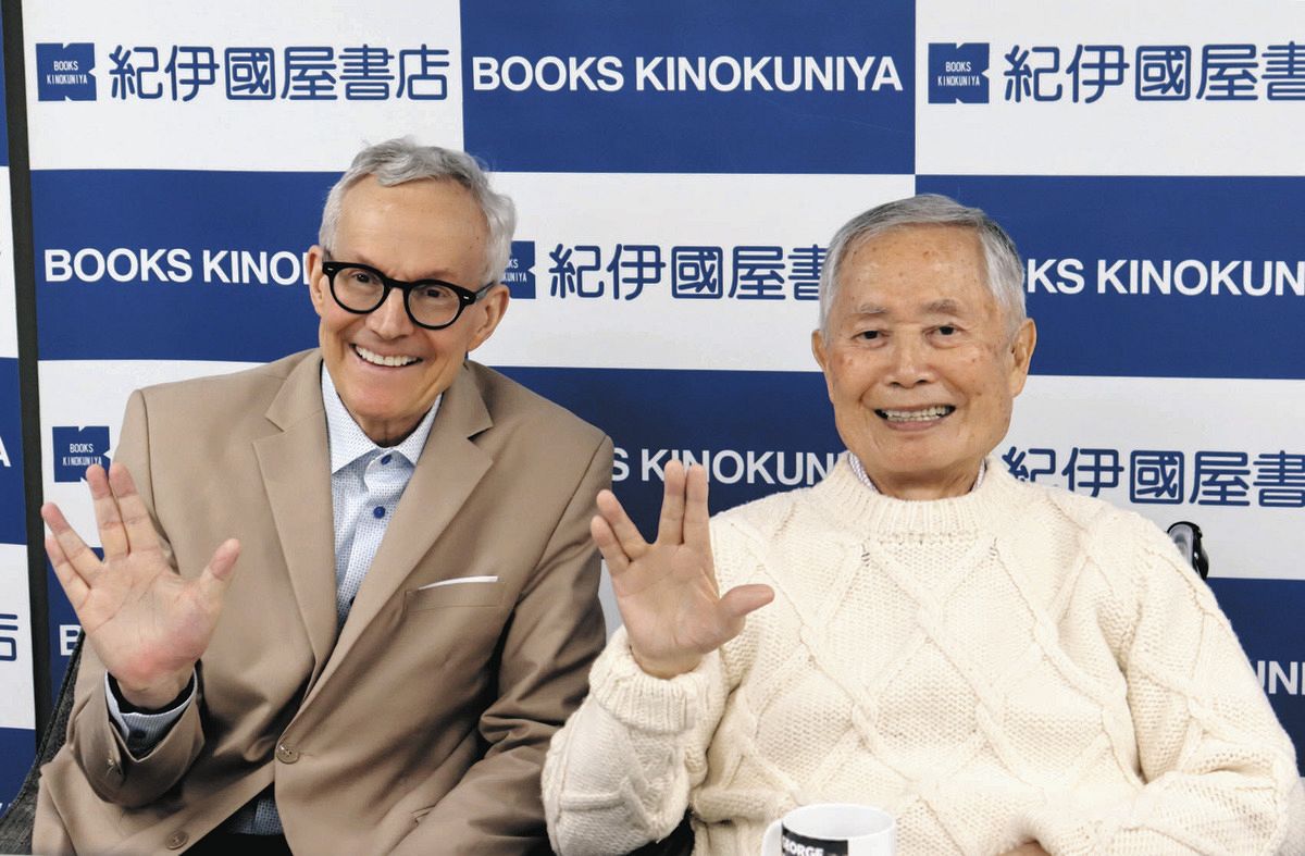 つば吐かれ怒鳴られ、強制収容され…「スター・トレック」出演の日系人