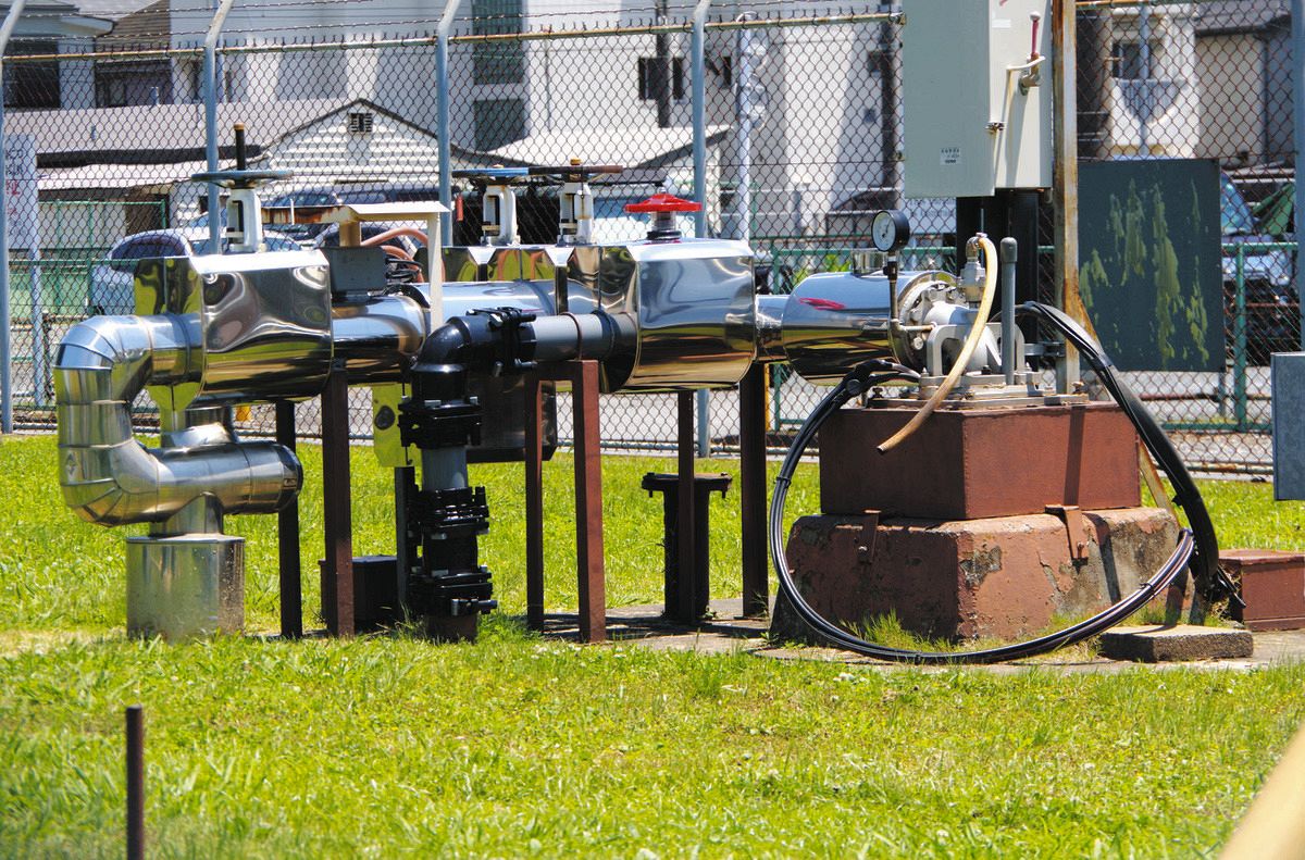 横田基地内の飲用井戸とみられる設備＝東京都福生市で（松島京太撮影）