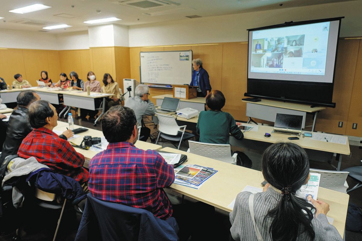 「コモンズネット」の第２回会合ではオンラインで全国と結び、参加団体が活動状況を報告し合った＝東京都中央区で