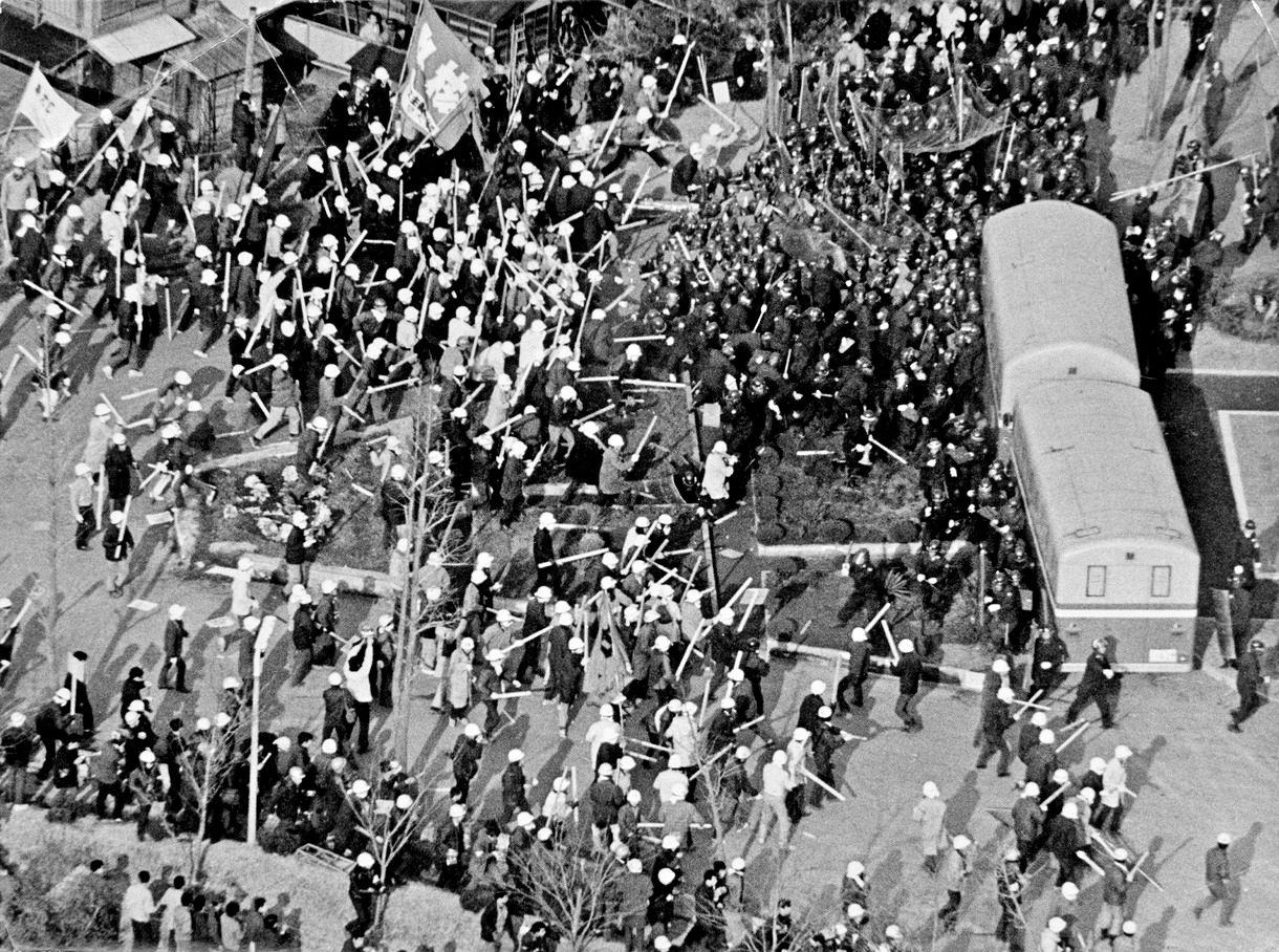 にじむ反戦「あの日」から 1969（昭和44）年「フランシーヌの場合」 今 