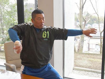 レッツ 家トレ 5 セガサミー野球部 吉井憲治コーチ 2 東京新聞 Tokyo Web レッツ 家トレ 5 セガサミー野球部 吉井憲治コーチ 2 東京新聞 Tokyo Web
