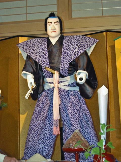 大岡越前守の人形＝２００３年、石川県内で