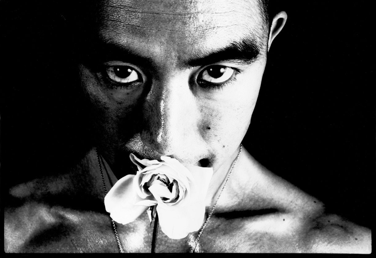 【在庫一掃】 細江英公さん死去 三島由紀夫写真集「薔薇刑」：東京新聞デジタル アート・デザイン・音楽