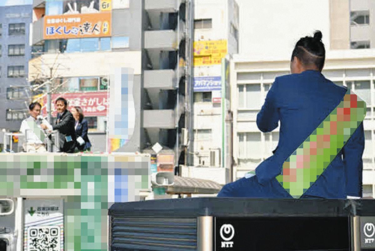 全身　ヌードポスター 演説あおり生配信に「全裸」ポスター、コスプレ街宣…バズり狙い相次いだ今年の選挙 来年は規制が強まる？：東京新聞デジタル
