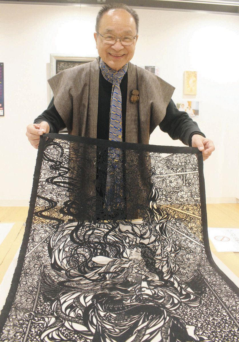 切り絵のミュシャ」40年ぶりの大作 横浜の作家・倪さん、作りためた20