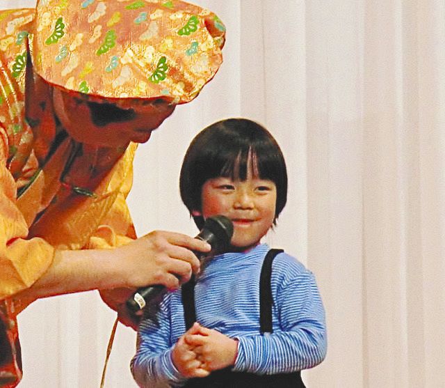 17歳で芸歴14年の芸人が挑戦する新しい芸とは… 浅草拠点に活動の石黒