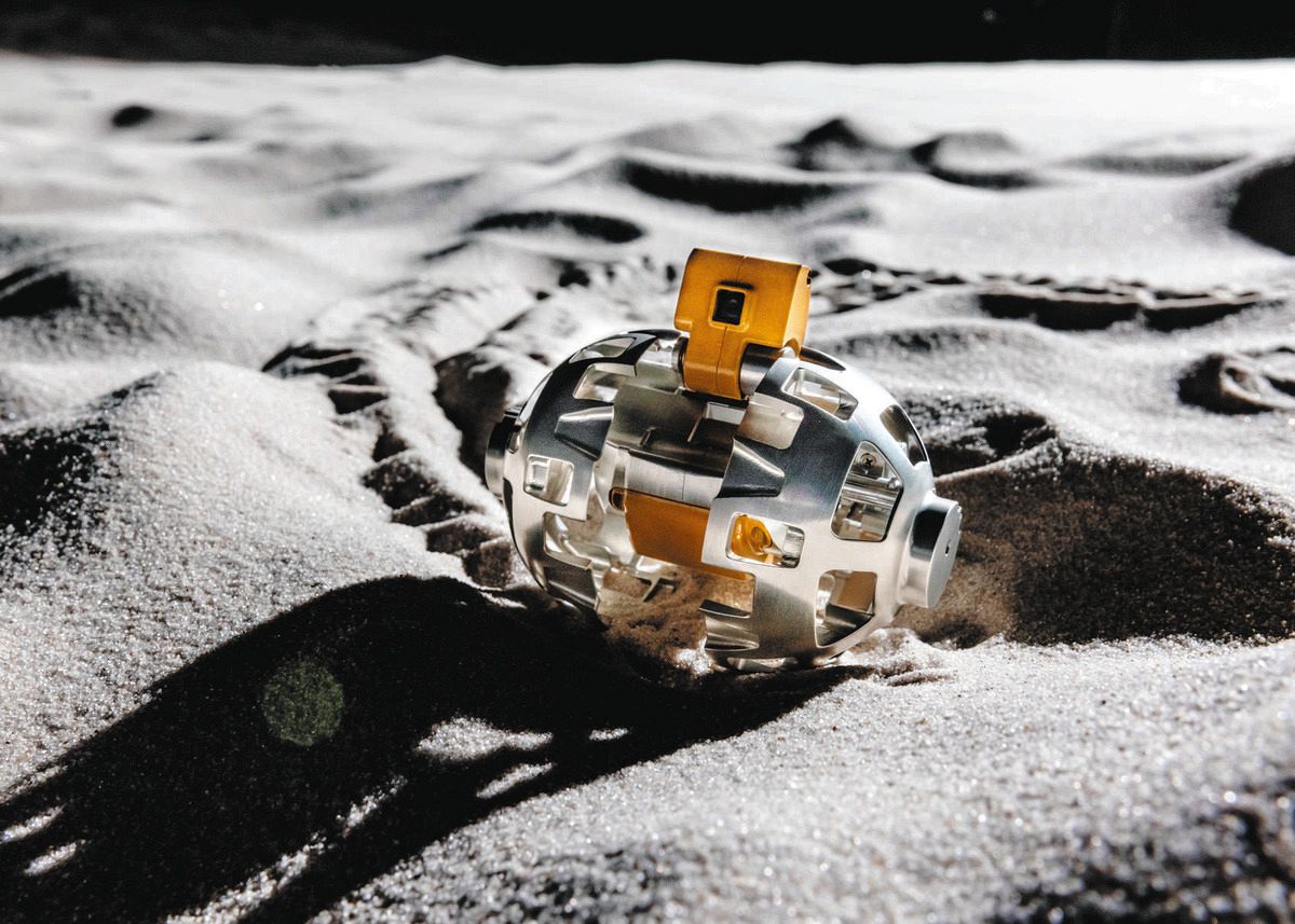 日本の探査機「SLIM」が月面着陸成功、搭載カメラ「SORA-Q」の撮影成否 ...