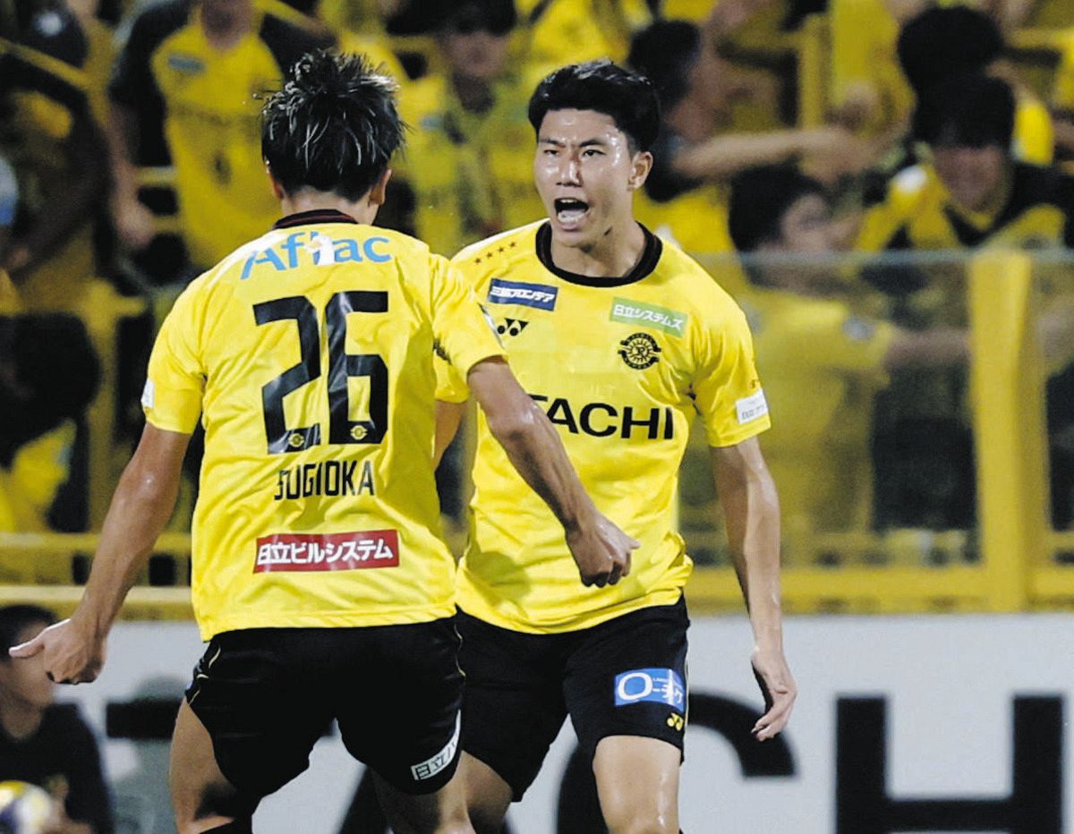 柏レイソル、劇的勝利で暫定首位に浮上 後半に2点差をまくり浦和レッズ