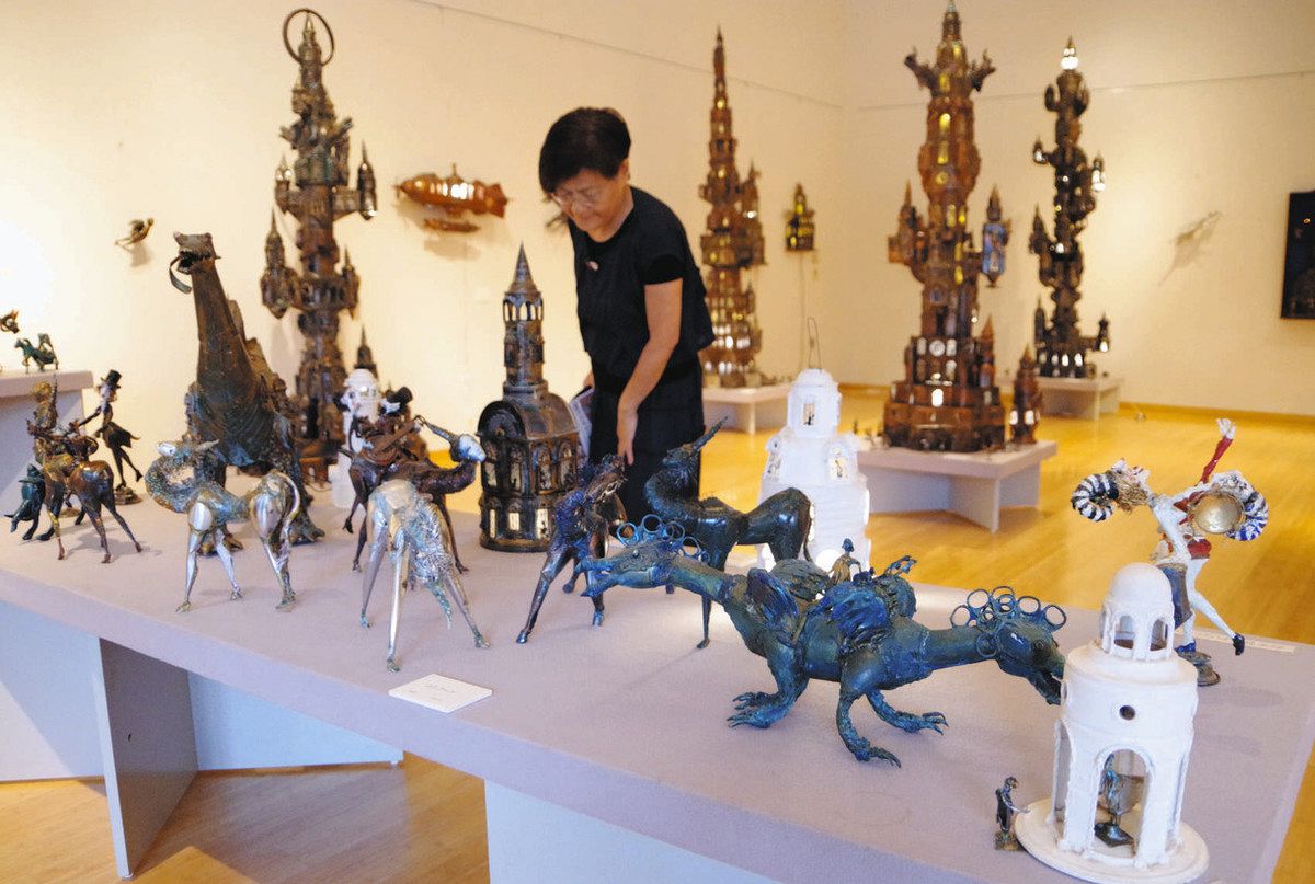 環境に配慮「缶響（かんきょう）アート」 空き缶素材 津田のぼるさん