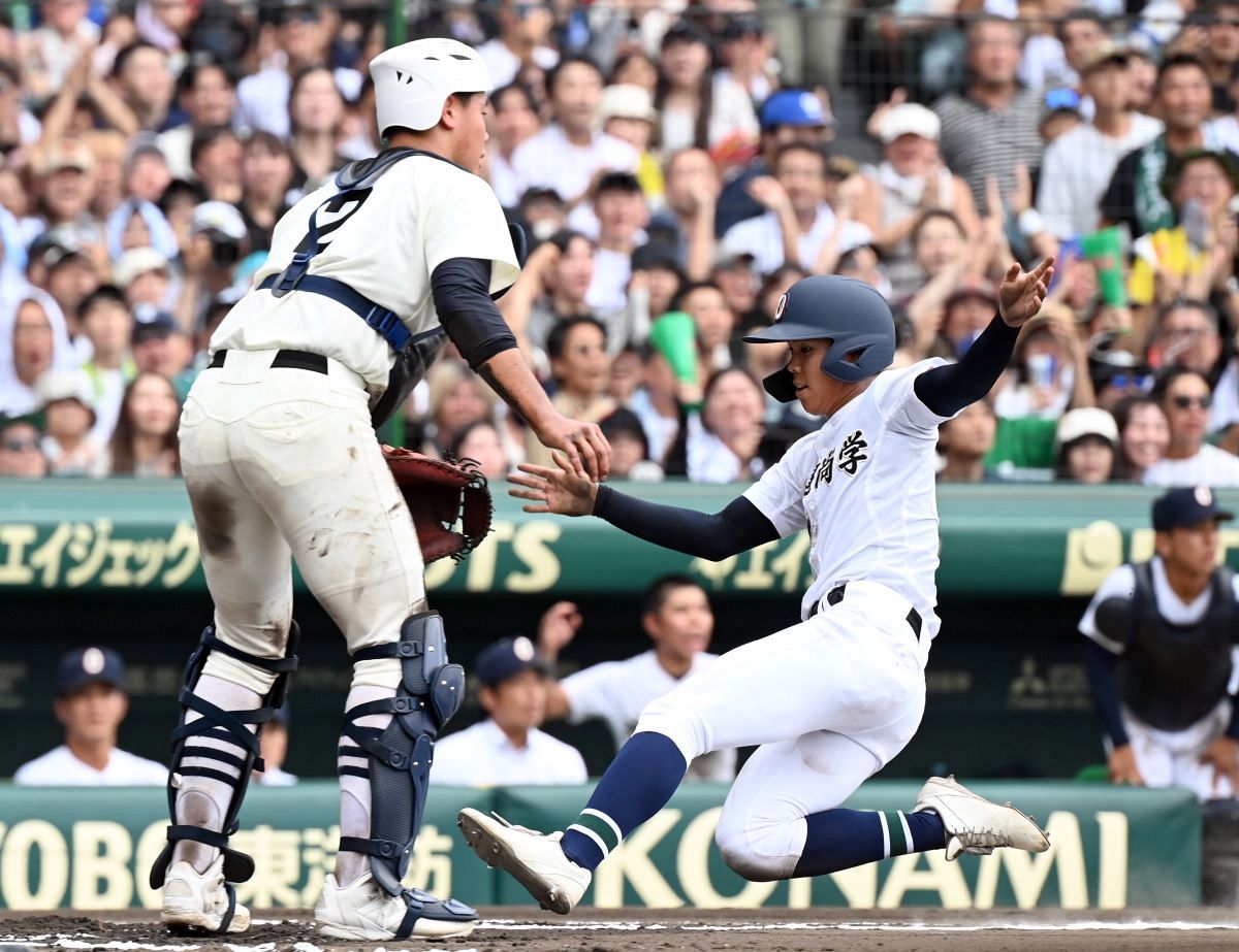 沖縄尚学が初優勝 日大三に競り勝つ 夏の甲子園：東京新聞デジタル