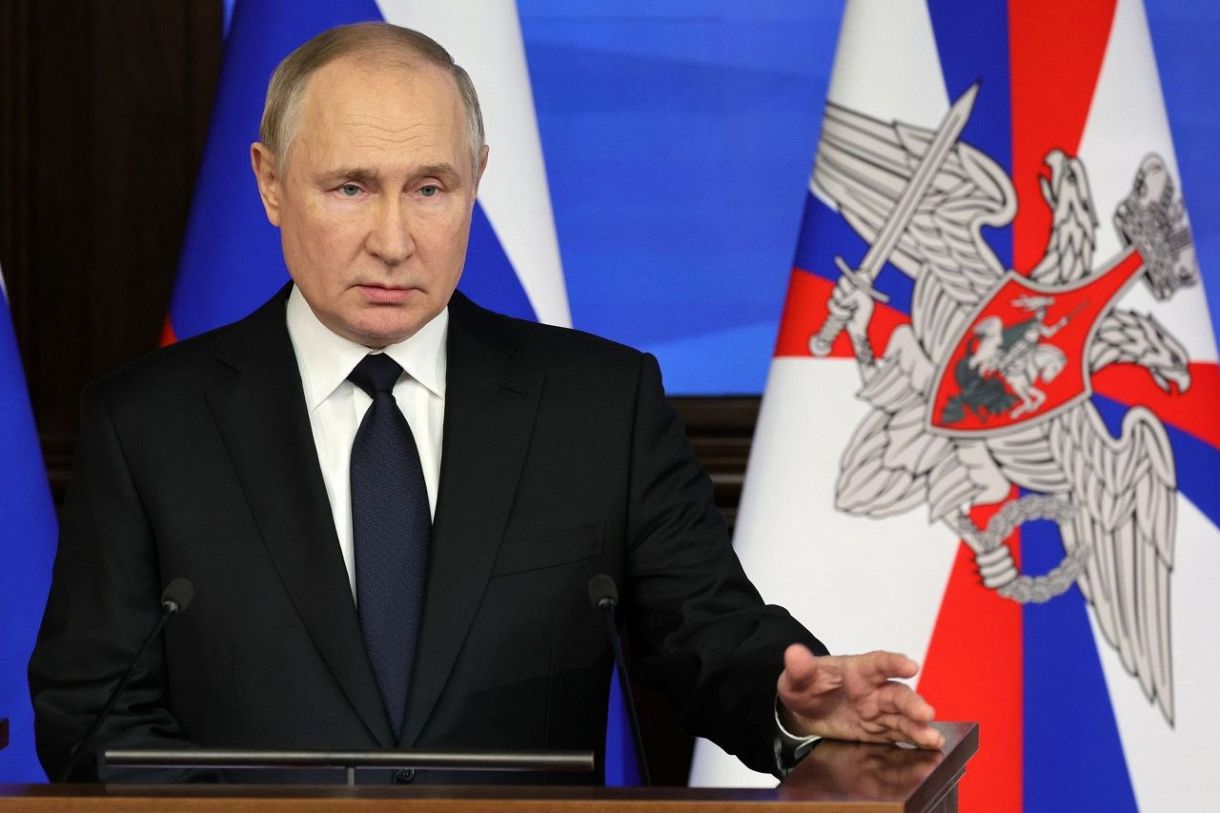 21日、モスクワで行われた会議で話すロシアのプーチン大統領(AP)