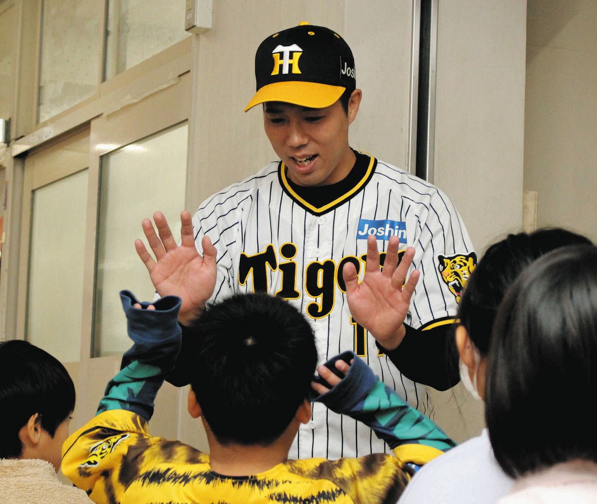 阪神タイガース　青柳投手　アクリルスタンド付ボールペン ミントモール / MINT 立川店 / 2024 EPOCH 阪神タイガース プレミア