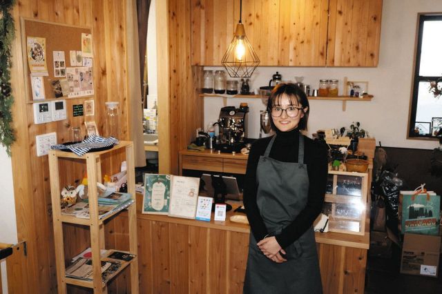 「木のおもちゃ」優しく子育て　ラバティーニー梨菜さん、沼津にカフェオープン　大人も楽しく