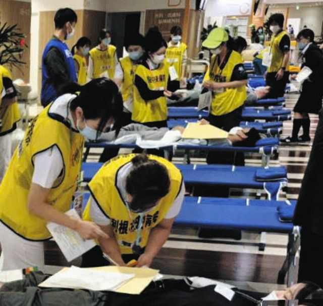 è² å‚·è€…å¤šæ•°æ¥é™¢ã‚’æƒ³å®šã€€æ²¼ç”°ãƒ»ç½å®³æ‹ ç‚¹ç—…é™¢ã§è¨“ç·´