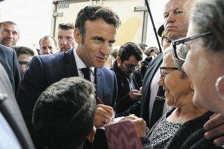 野党勢は「反マクロン票」争奪戦　フランス大統領選でマクロン氏再選したけど…6月下院選へ政界再編加速