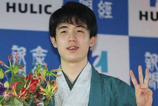 藤井聡太棋聖が防衛、五冠を堅持　10代最後の公式戦、3勝1敗で永瀬拓矢王座を下し3連覇で飾る