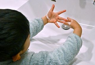 「溶連菌」感染症が東京都内で警報レベルに　インフルエンザも注意報…医師会は「解熱剤を家庭で準備して」