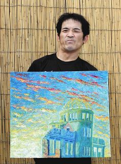 原爆ドーム描き、守る　秩父・恩田トシオさん　アクリル画制作を20年以上続ける　被爆者の言葉が創作の支えに