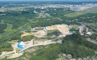 遅咲きの陶芸家 切磋琢磨 富士宮・小割哲也さん、昨年の日展で特選