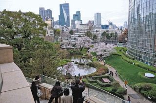 ＜東京人＞浮世絵で歩く　東京の凸凹　高低差が生むにぎわい