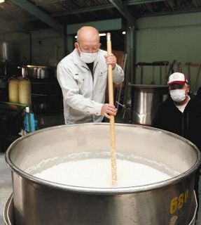 幻の江川酒、今年も順調　伊豆・万大醸造　地元水田の米使い　4月10日蔵出しへ「当時の味に近づけたい」