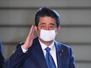 アベノマスク、年度内めどに廃棄へ　岸田首相が表明